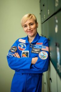 profile Dorina Girbovan